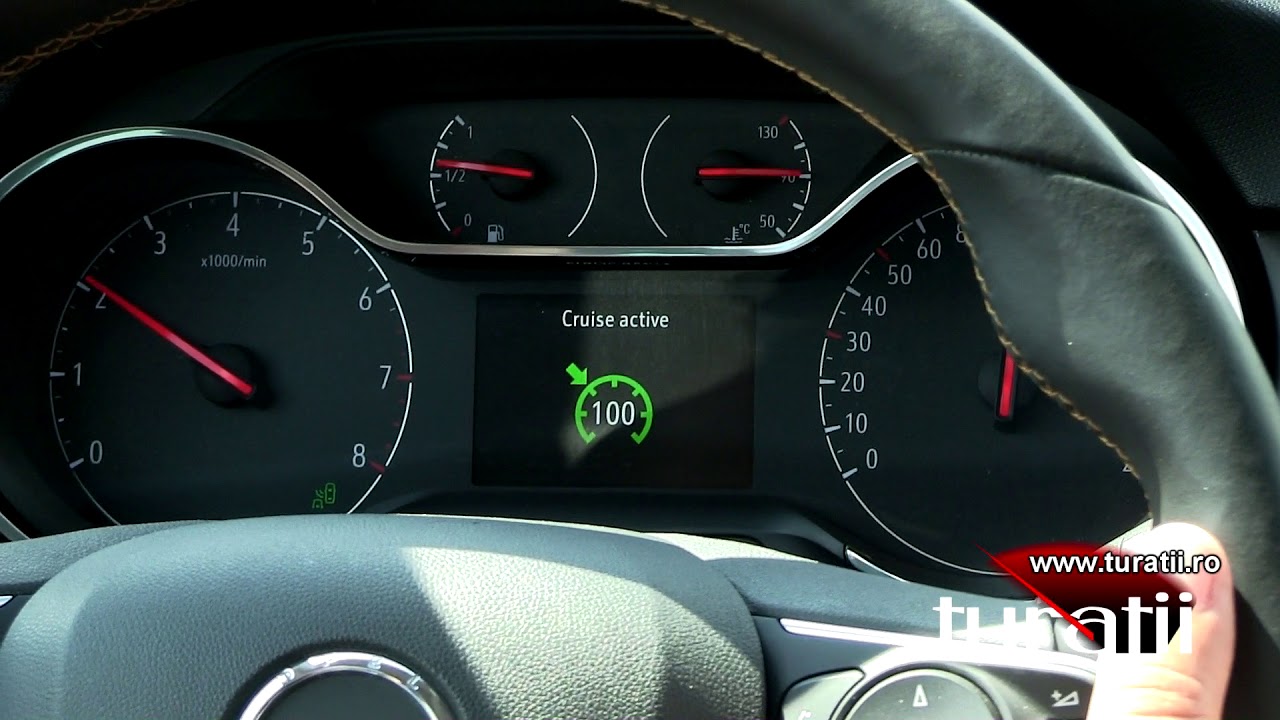 Opel Crossland X 1.2l Turbo AT video 4 of 4