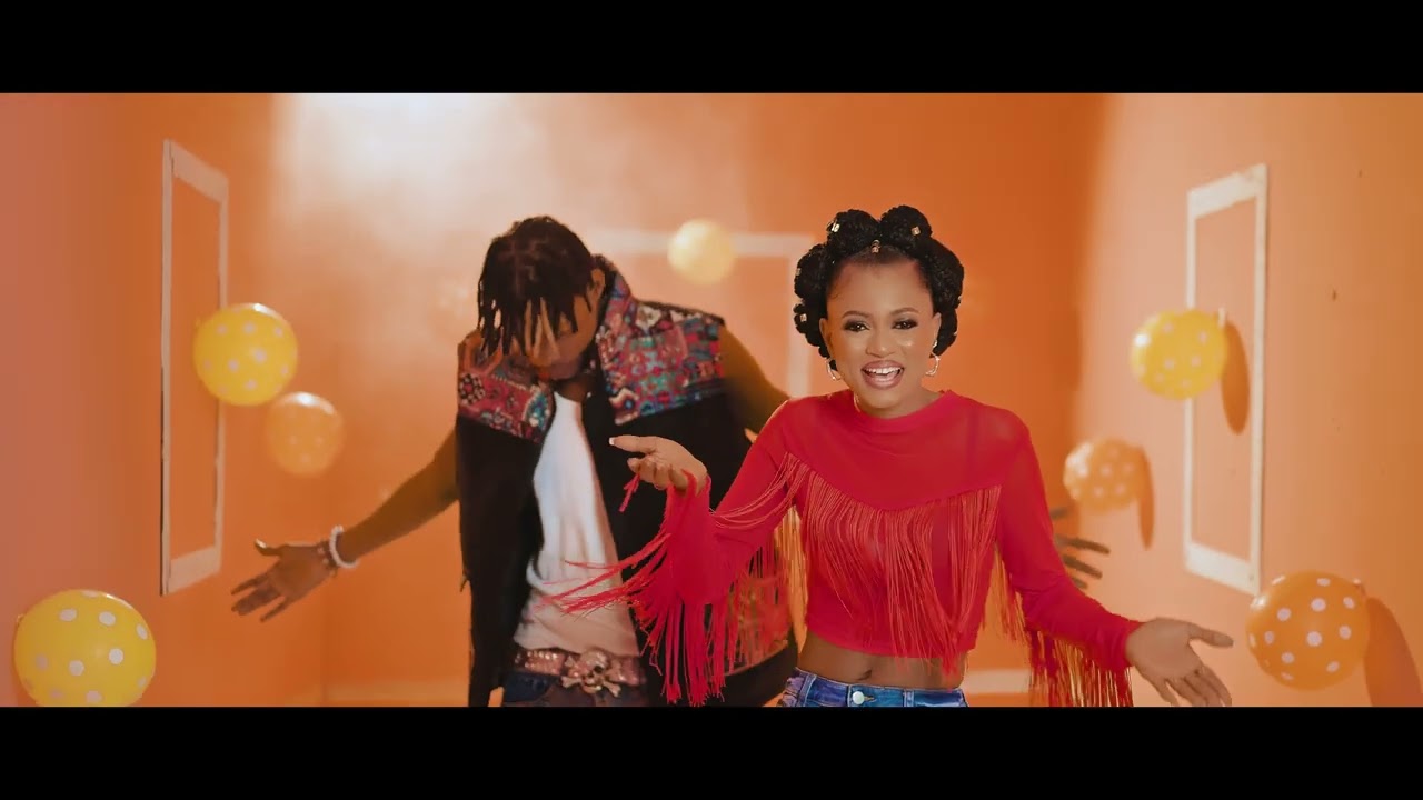 HAAKI B FEAT ​⁠HALIMA BAH GUIGOL (clip officiel )