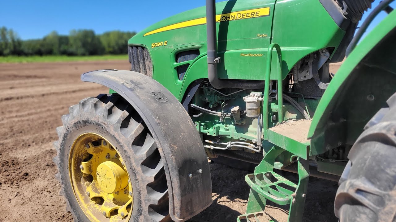 FUERZA y PRECISIÓN en el Campo: John deere 5090E en acción!! 🚜🌱