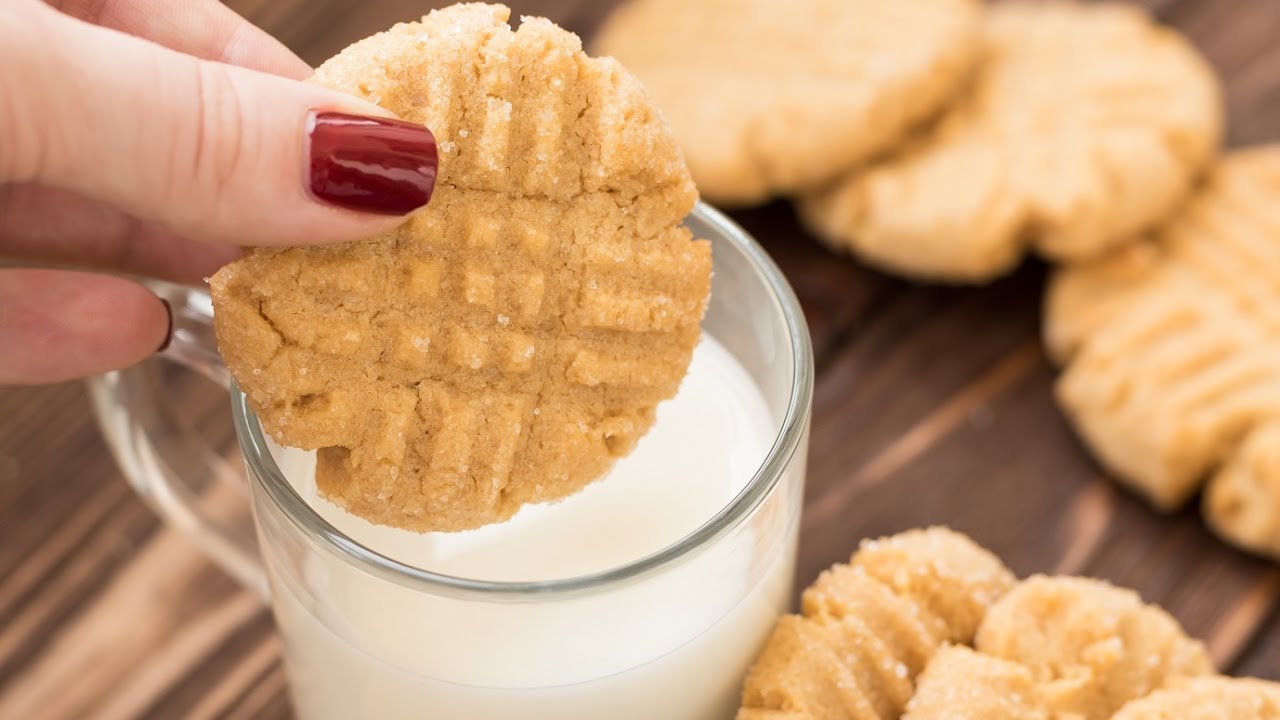 Best Ever Soft Peanut Butter Cookies