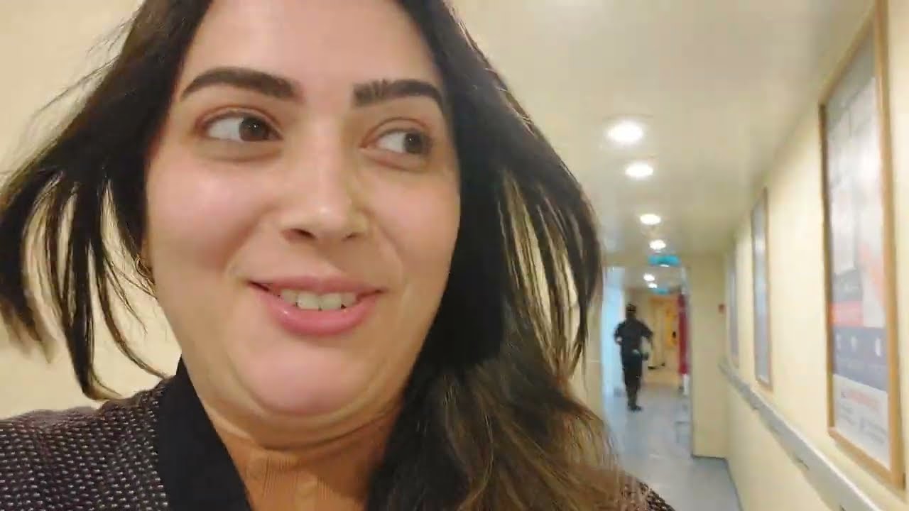 MEU PRIMEIRO DIA TRABALHANDO EMBARCADA EM UM CRUZEIRO 