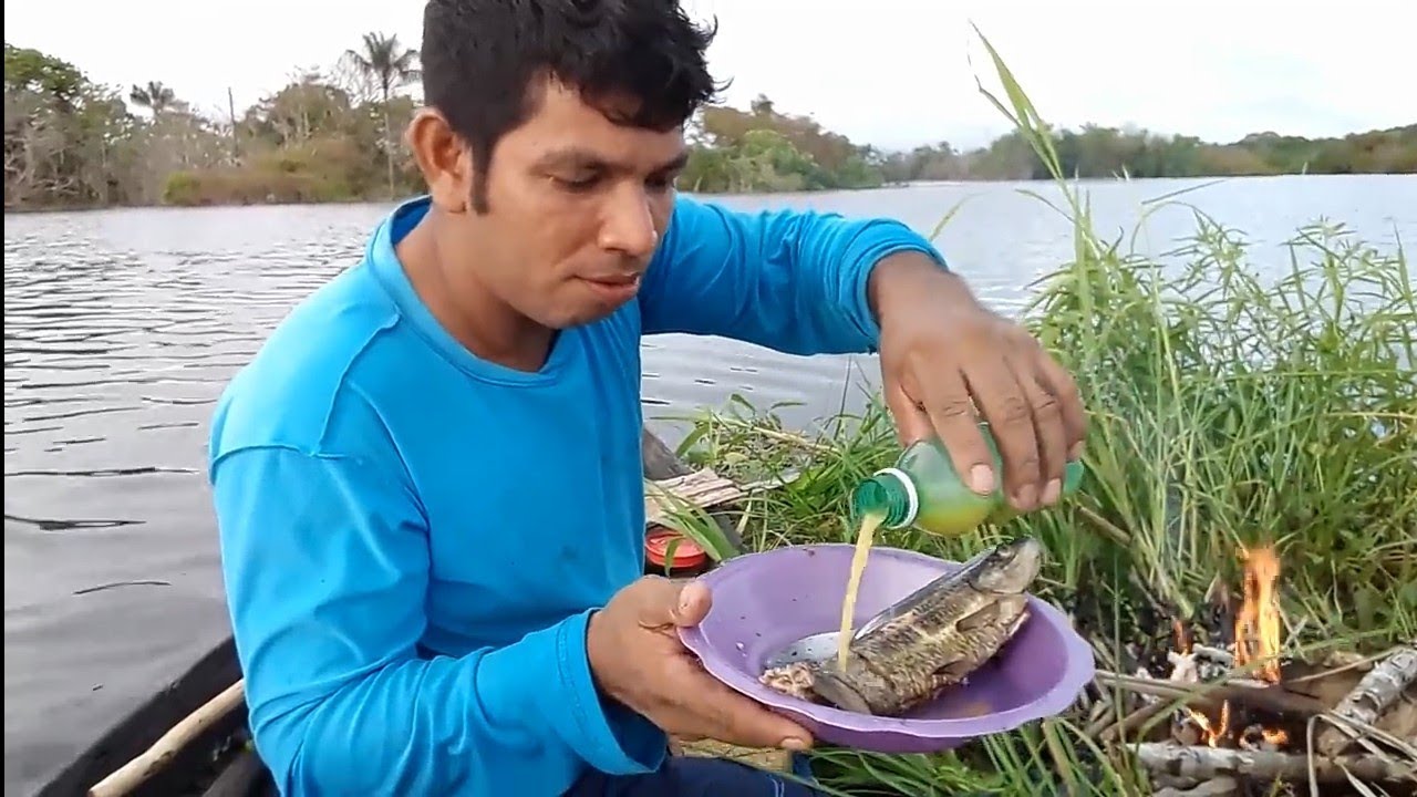 FAZENDO FOGO EM CIMA DO CAPIM E ASSANDO ARACÚ 🔥🐠