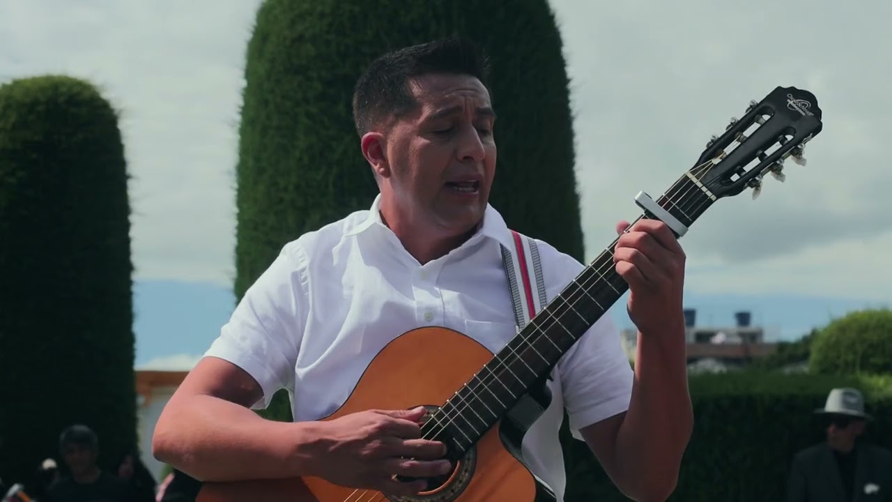 Melodia de despedida (Rolando Coral) contacto +593998321155