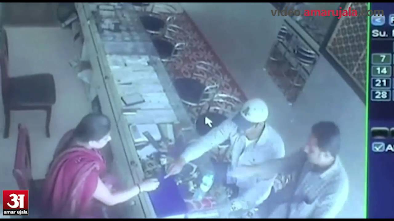 Jewelry shop theft LIVE CCTV