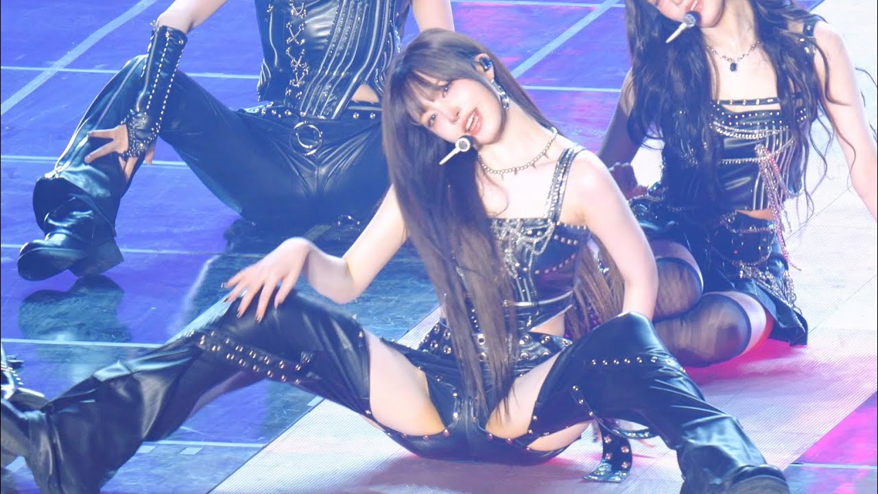 251102 아이브(IVE) 리즈 - OPENING STAGE (Full Ver.) / IVE WORLD TOUR [ SHOW WHAT I AM ]