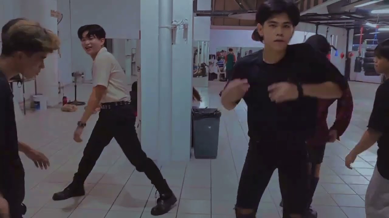 The Eve X Loveshot/ Dance Practice+ Training Procedure/Lunaire Official. [HK QUALITY]