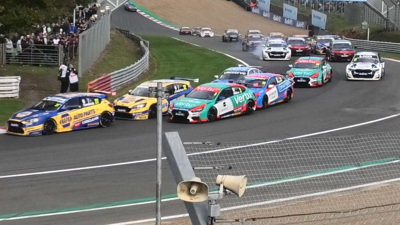 2025 10 05 British Touring Car Championship / Porsche / F4 / BMW Minis Brands Hatch GP circuit. BTCC