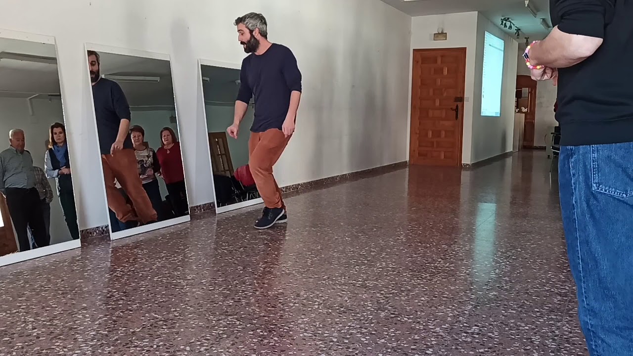 Seguidilla  paso basico 2