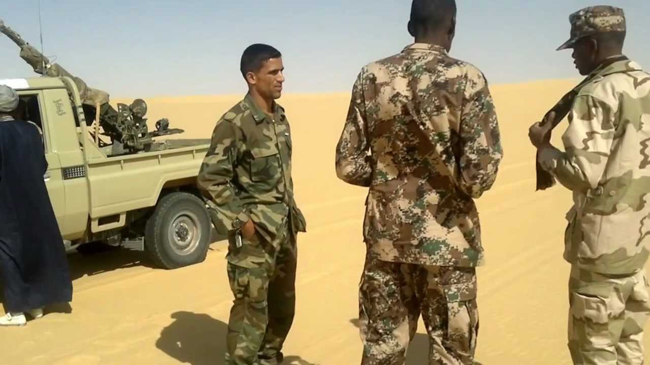الطريق الى الكفرة وربيانة على الحدود الليبية