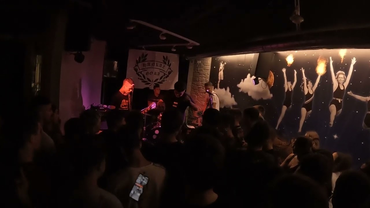 Hankaz Gora - Ez Zaitugu Baztertuko (Enboskada)