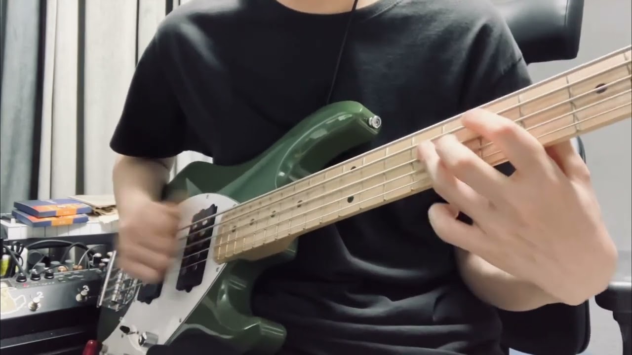 kobo kanaeru - HELP!! bass