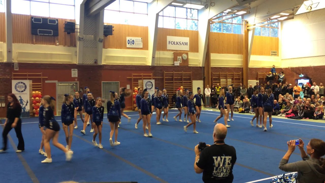 Haninge cheer elite junior level 5 tyckartävling 2014