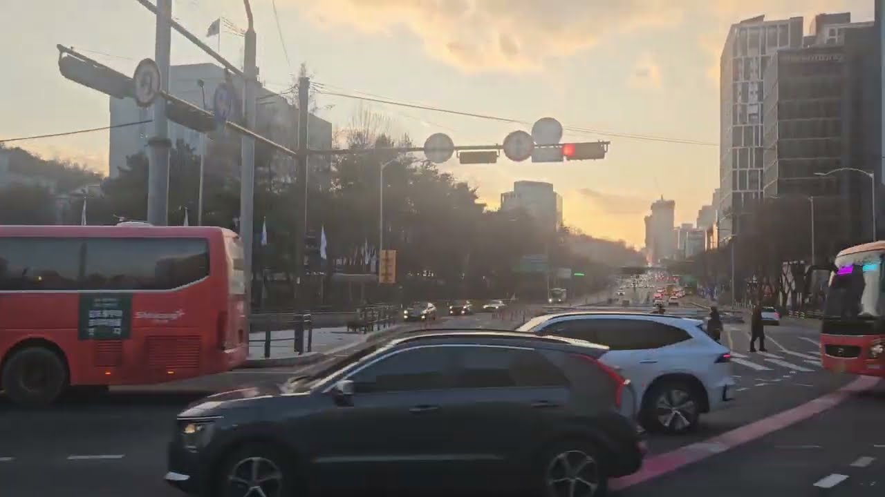 서울 641번 버스 풍경, 양재역 뱅뱅사거리 서일중 남부터미널 서초중