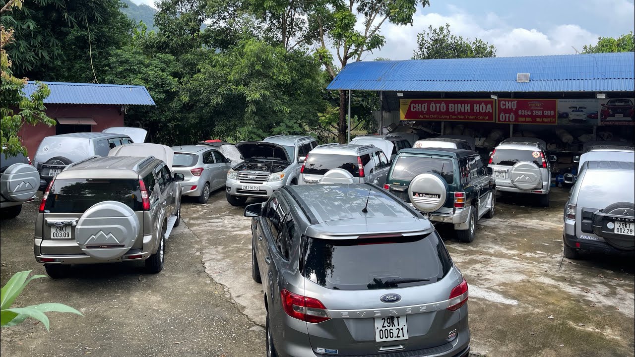 Về thêm Ford Everest và pajero thanh lý ngân hàng quân đội Việt Nam Zalo: 0354358999