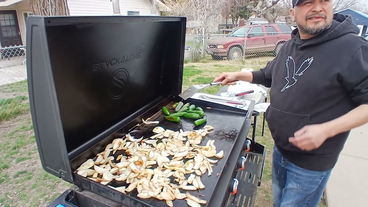 En esta vonita tarde una carne asada ala plancha con unos chiles toreados 