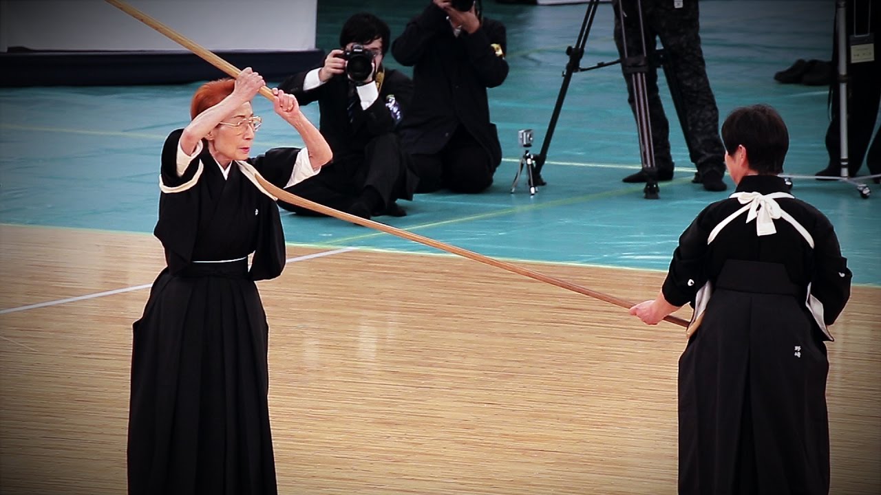 Jikishinkage-ryū naginatajutsu - 39th Kobudo Demonstration Nippon Budokan 2016