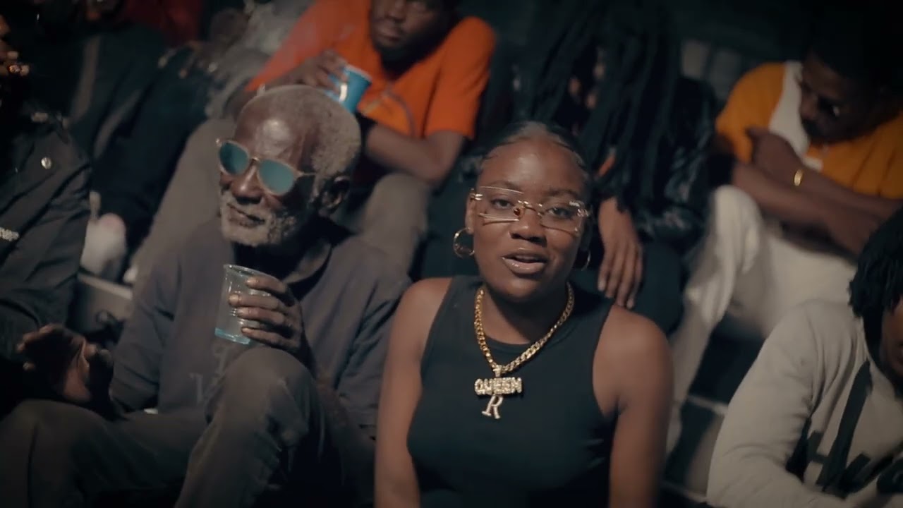 Straight Ladies [Lisie B ft Mayooth]
