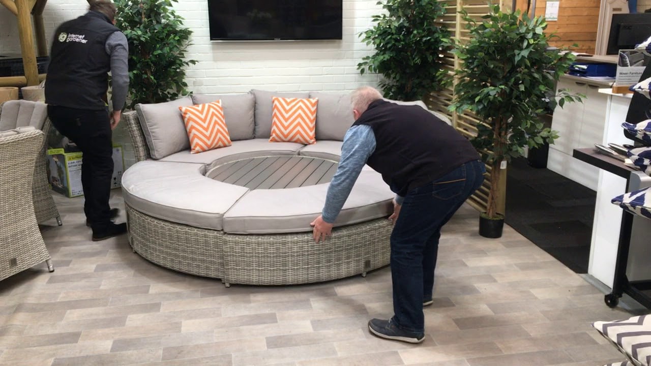 Maze Rattan Adjustable Table Demonstration