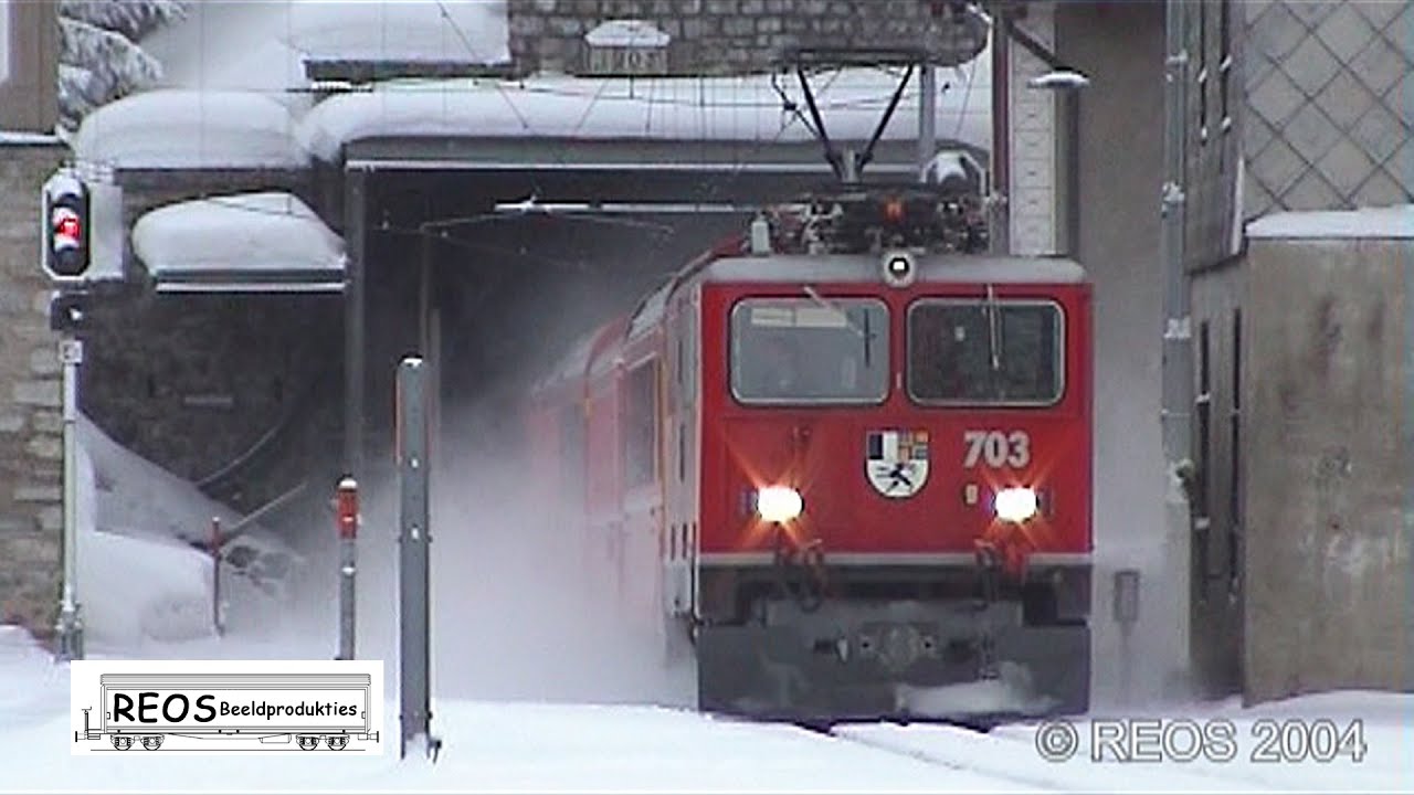 2004-02 [SDw] 3/5 Classic Albula in WINTER, Bergün to Preda, fresh snow, amazing RhB trains & sound