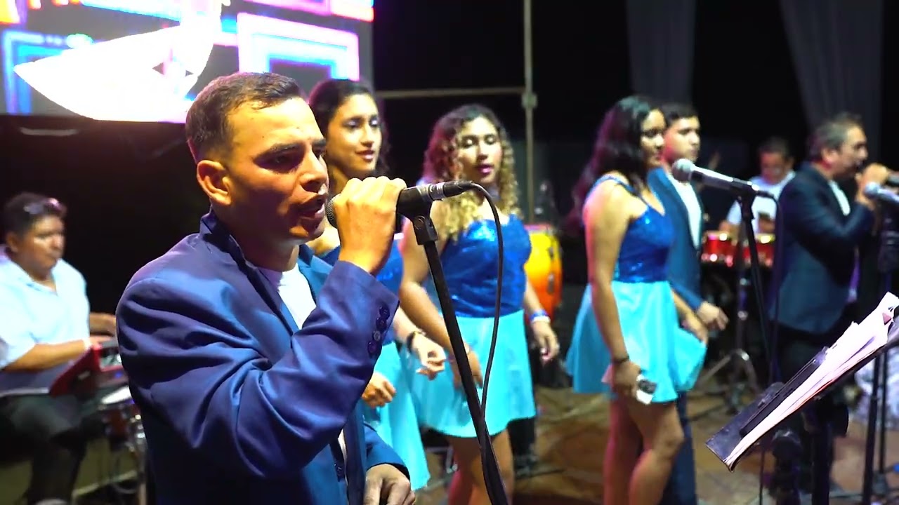 MIX EL ESCRITORIO- LOS GALANES DE LA CUMBIA- DESDE LAS LOMAS PIURA