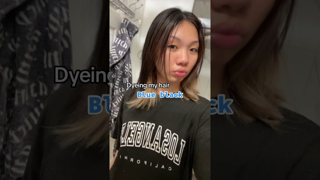 DYE MY HAIR BLUE BLACK WITH ME! #hairdye #shortsviral #satisfying