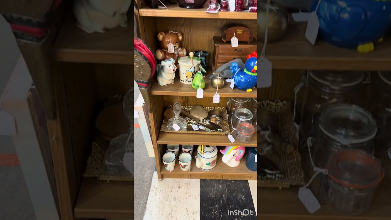 Come down to Keepers corner Antique Mall!! Where treasure hunting is the best 