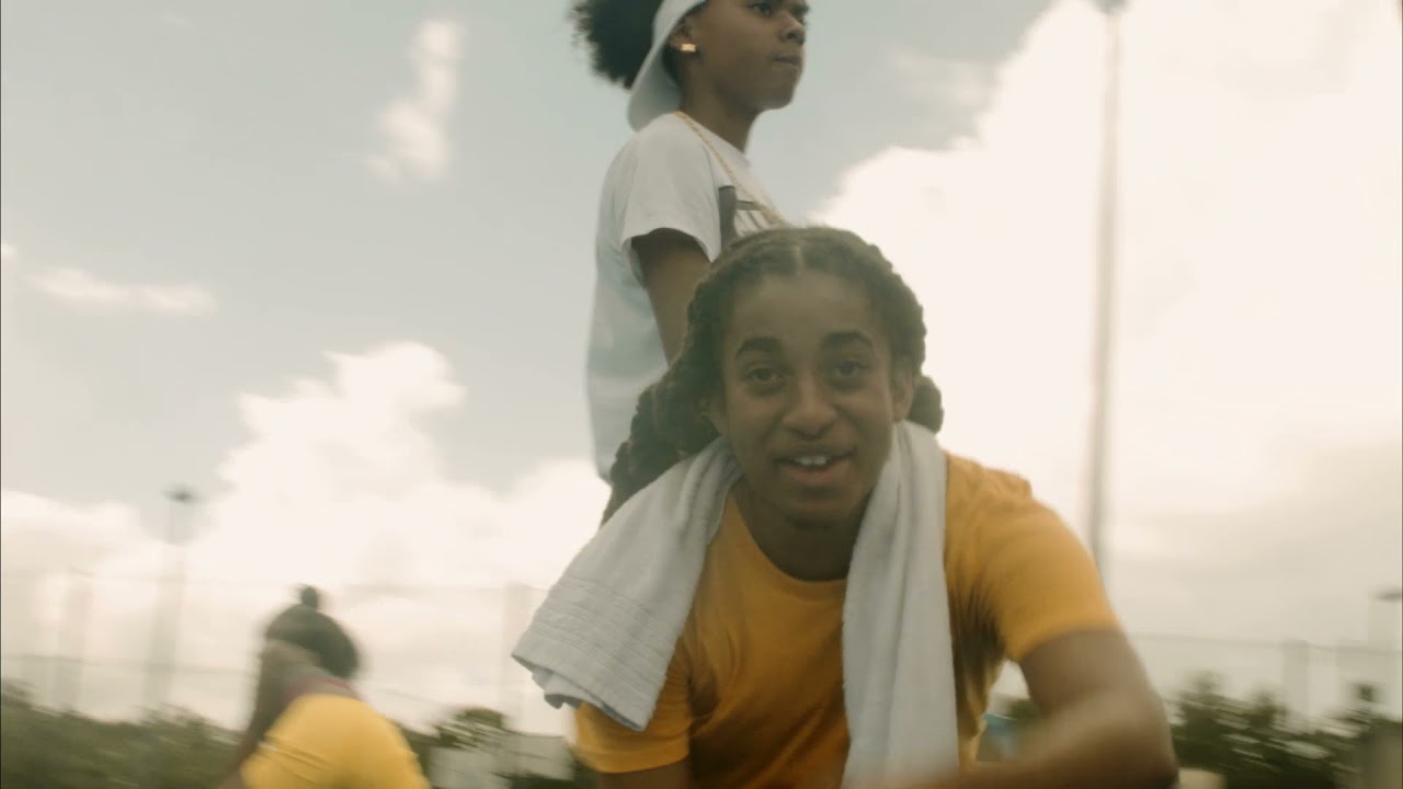 NANOU_GRZ feat Le Locksey - GOOD GIRL - CLIP OFFICIEL 2021