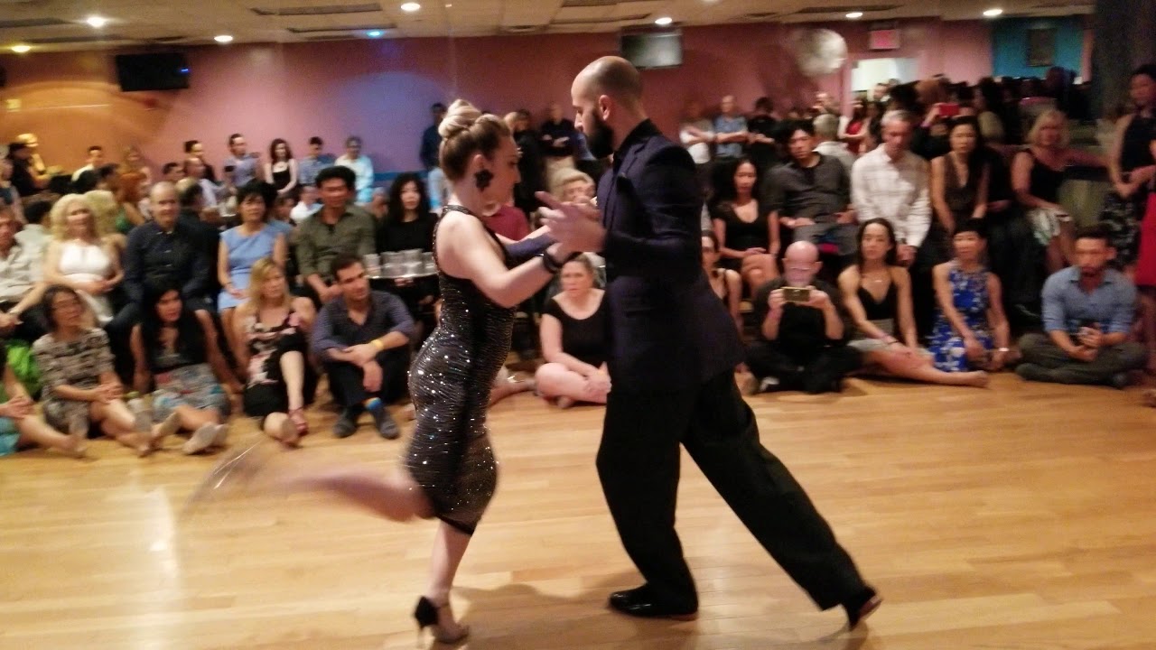 Argentine tango: Lorena Gonzalez Cattaneo & Gaston Camejo - El Huracán