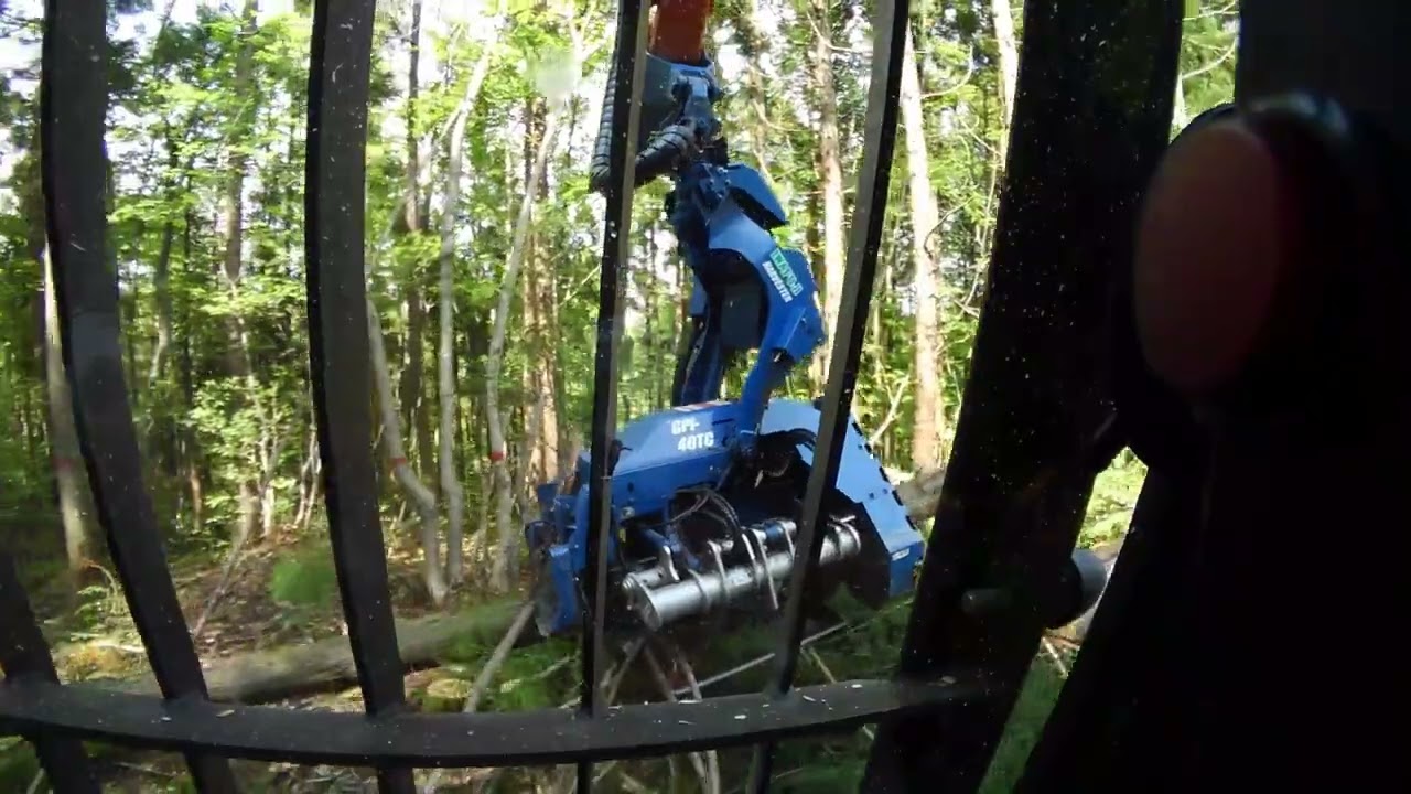 林業　ハーベスター　