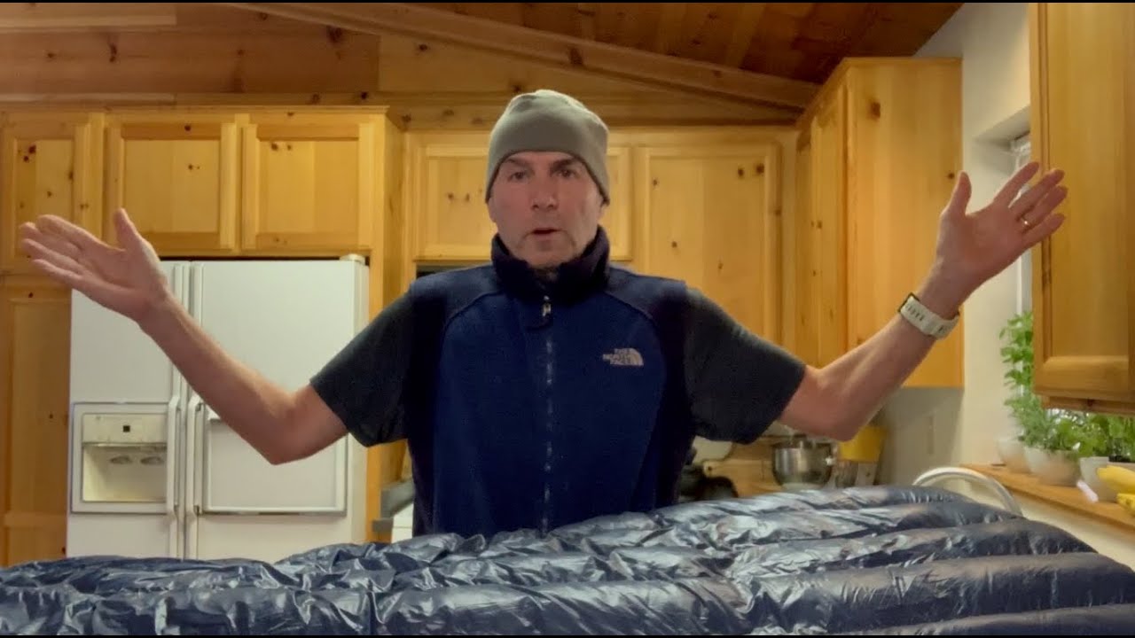 Zpacks Classic Sleeping Bag vs. Western Mountaineering Alpinlite Mummy Bag!