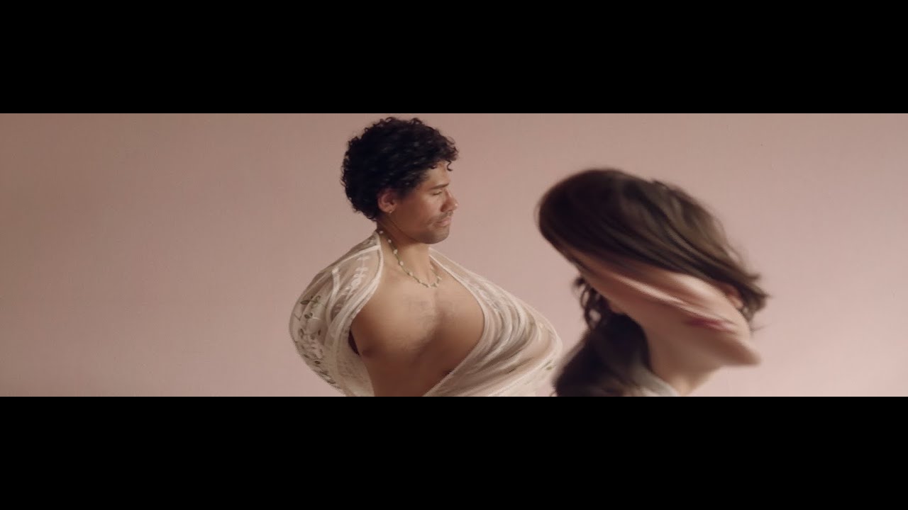 Cellz - Love Is That Space (Official Video) ft. Poly Poly