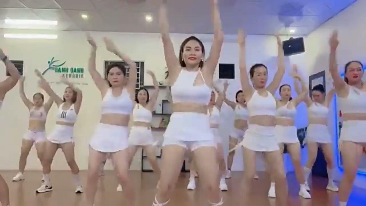 AEROBIC | Bài Đánh Hông nhạc 145 | Oanh Oanh Aerobic