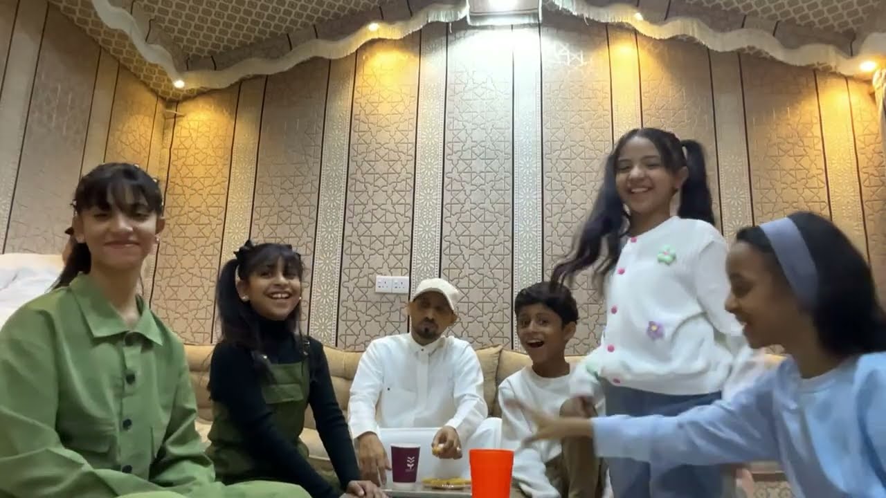 بث مسائي مليئ قصص جميلة و ألعاب مسلية