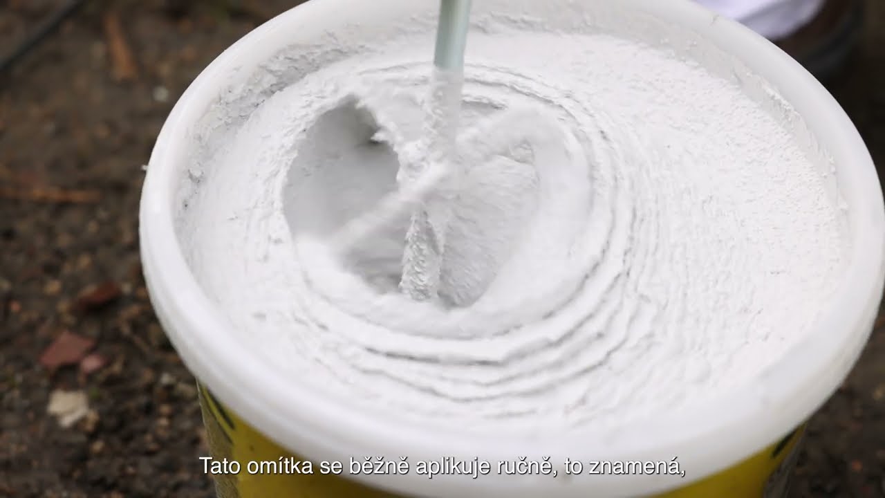 Strojní nanášení fasádní omítky