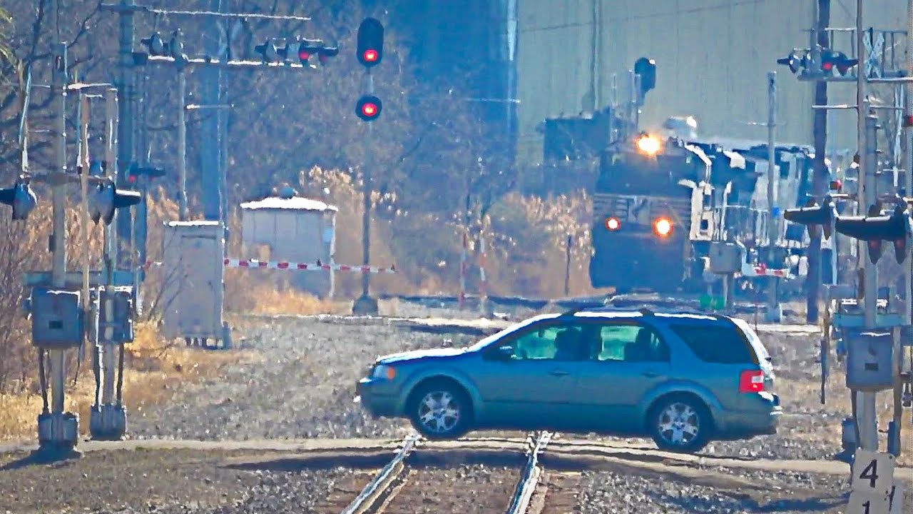 Chasing Ferrromex DPU Alright on NS Train! CSX Train with DPU! Norfolk Southern Train Hits The Horn