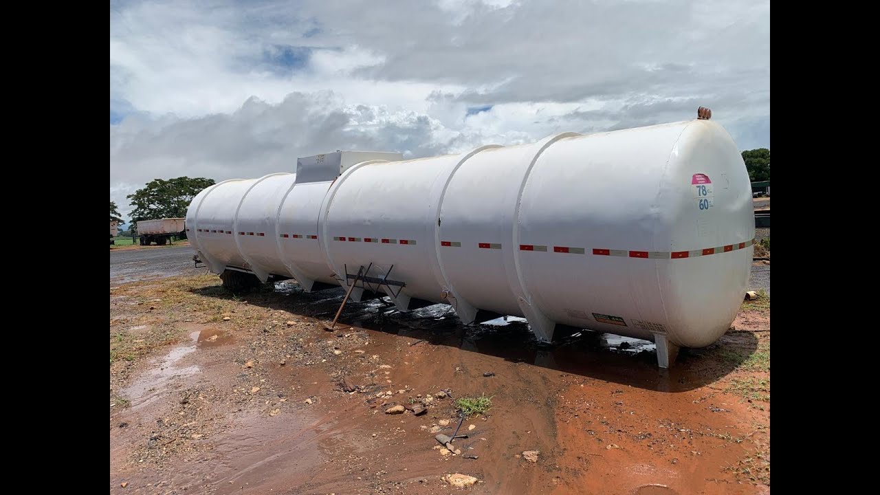TANQUE PARA TRANSPORTE DE ÓLEO INDUSTRIAL