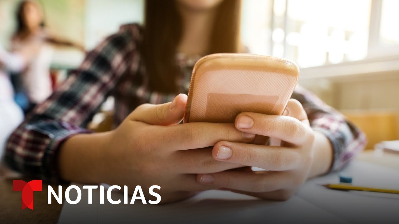 Nueva ley en Florida proh&iacute;be el uso de celulares en las escuelas | Noticias Telemundo