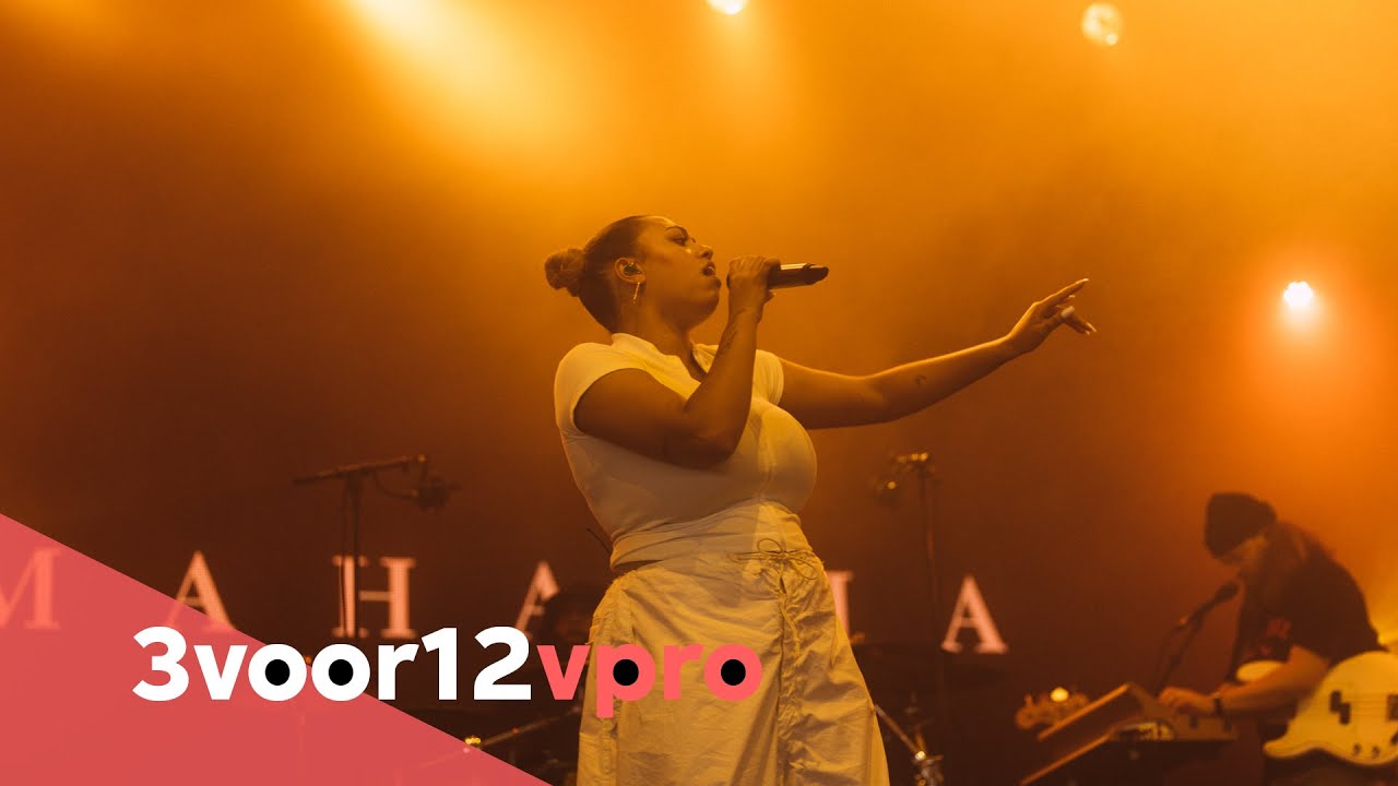 Mahalia - Live at Lowlands 2022