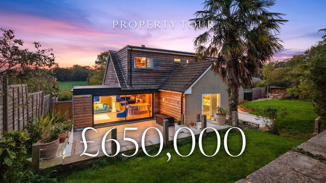 A 5 bedroom country home for sale in Compton Dundon near Millfield School Somerset