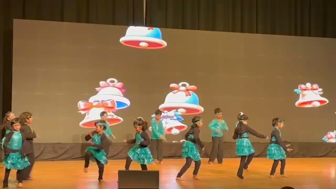 Greenfield Public Junior High School || #dance #performance #bollyboodsong #india #annual #school 😍😍