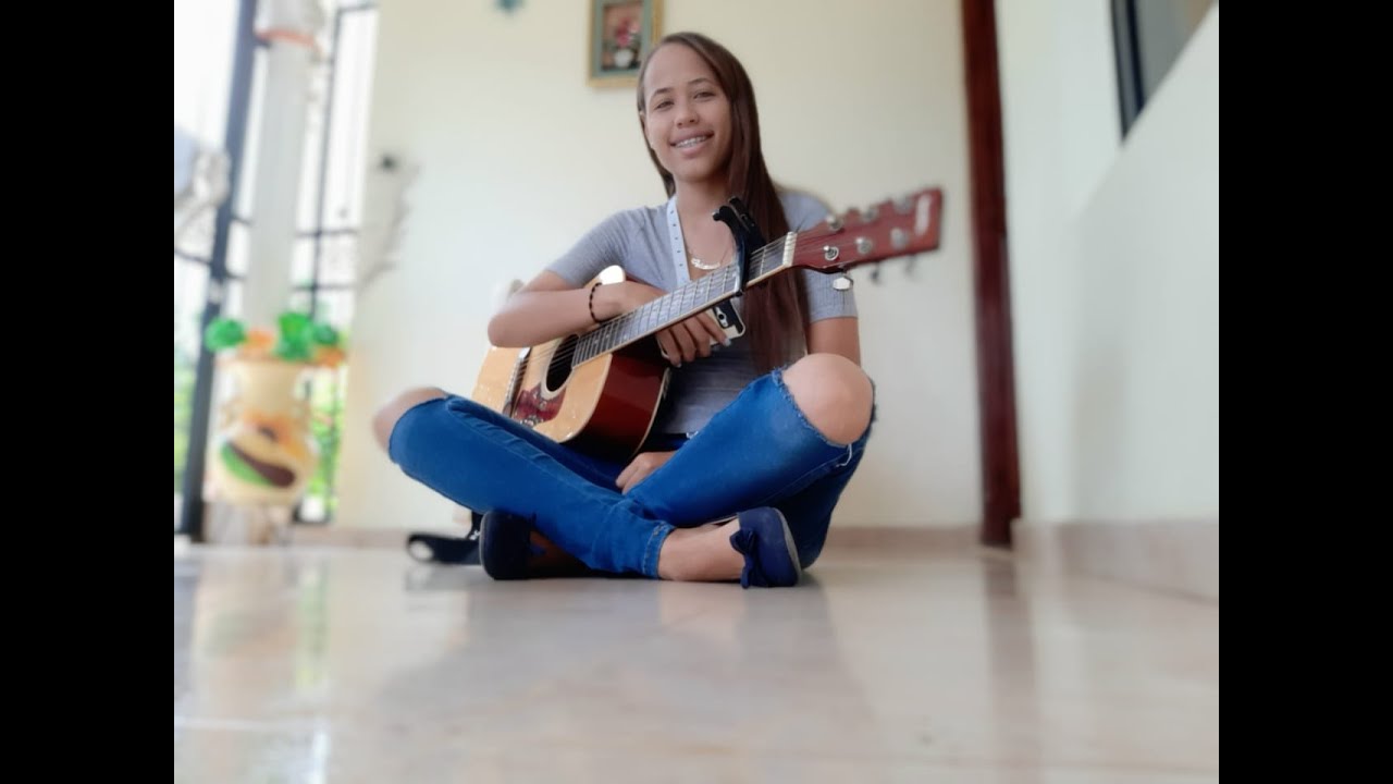 Verte de lejos - Violetta - (Cover) Arianna Gómez