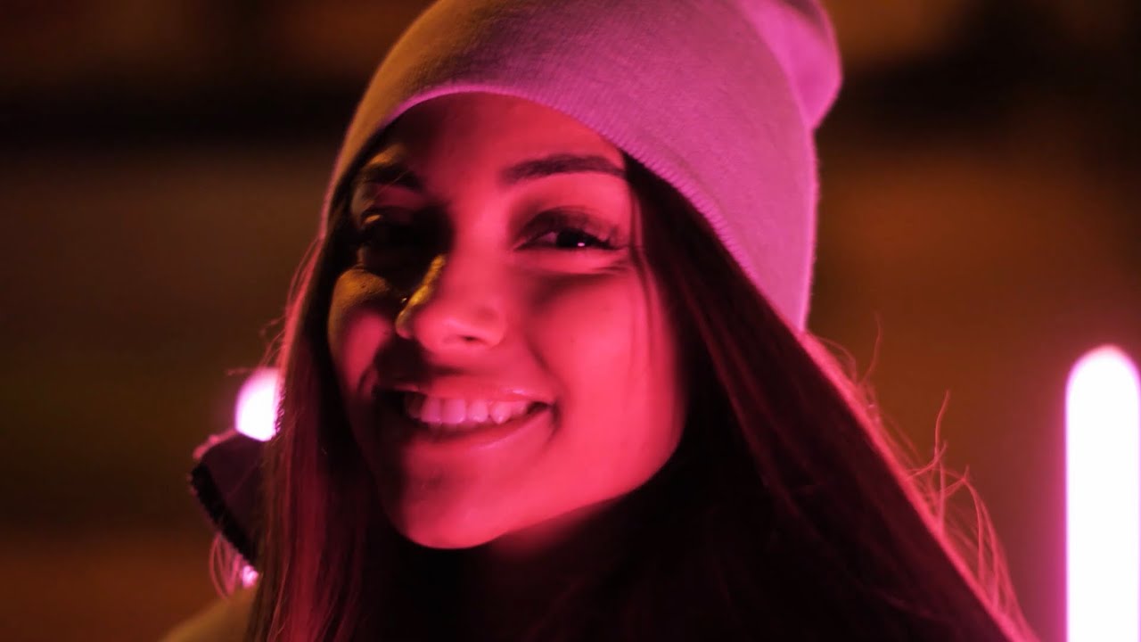 Wejdene - J'attends (Clip Officiel)