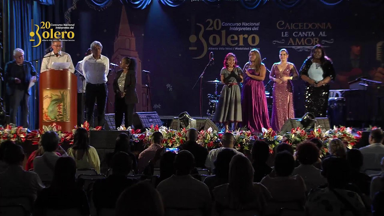 🎶 La noche vuelve a llenarse de sentimiento, elegancia y amor…