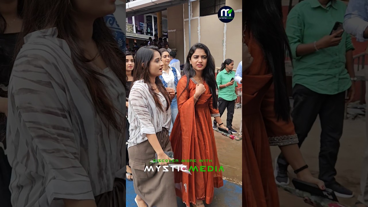 South Indian Crush 🥰 Malavika Manoj & Kerala Crush Gopika Anil 