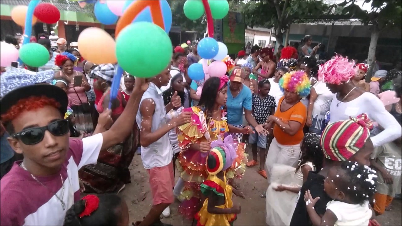 Bando en puerto badel