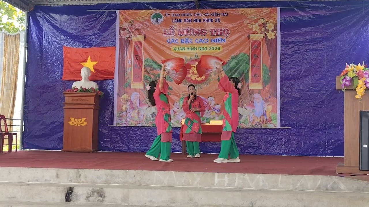 Múa đôi khúc hát sông quê thôn phúc xá