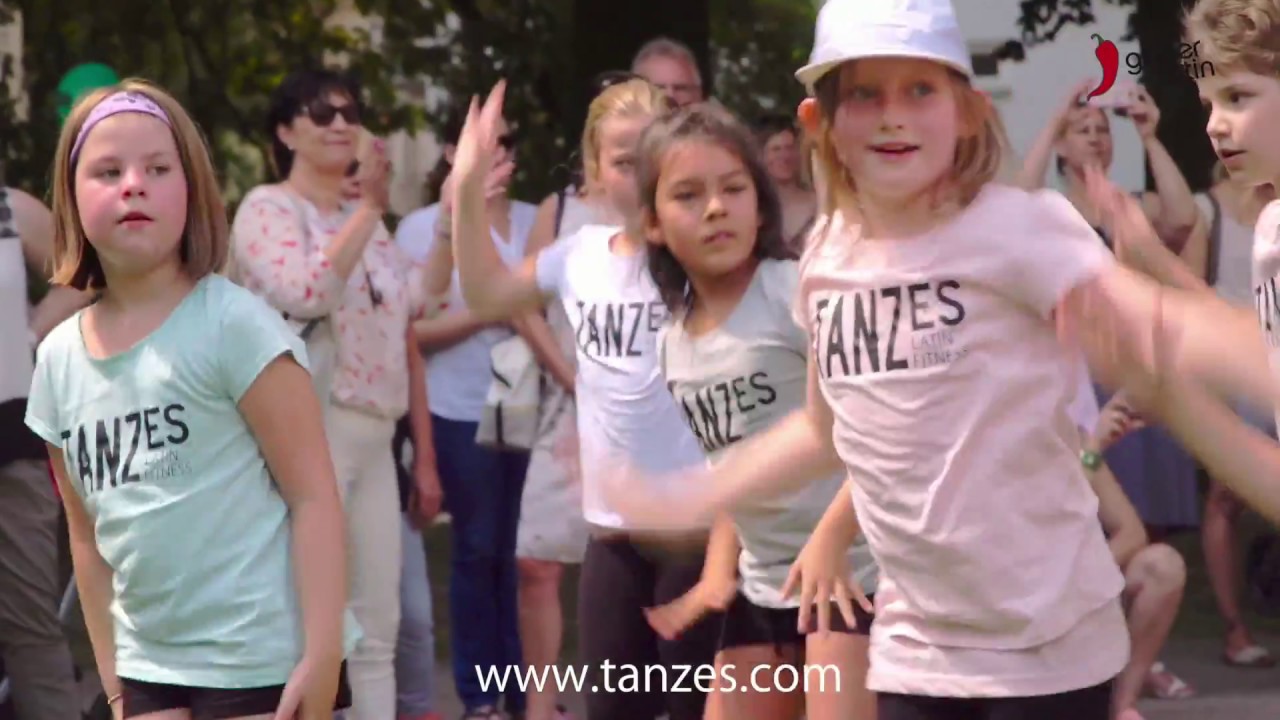 ZUMBA Flashmob Kids/Teens Esslingen by Petroula TANZ ES