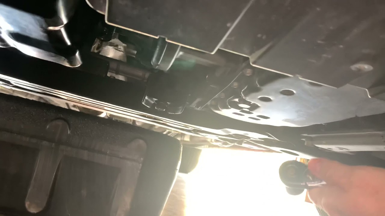 Transmission Service/Oil Change 2016 Mitsubishi Outlander - New Transmax Castrol Oil