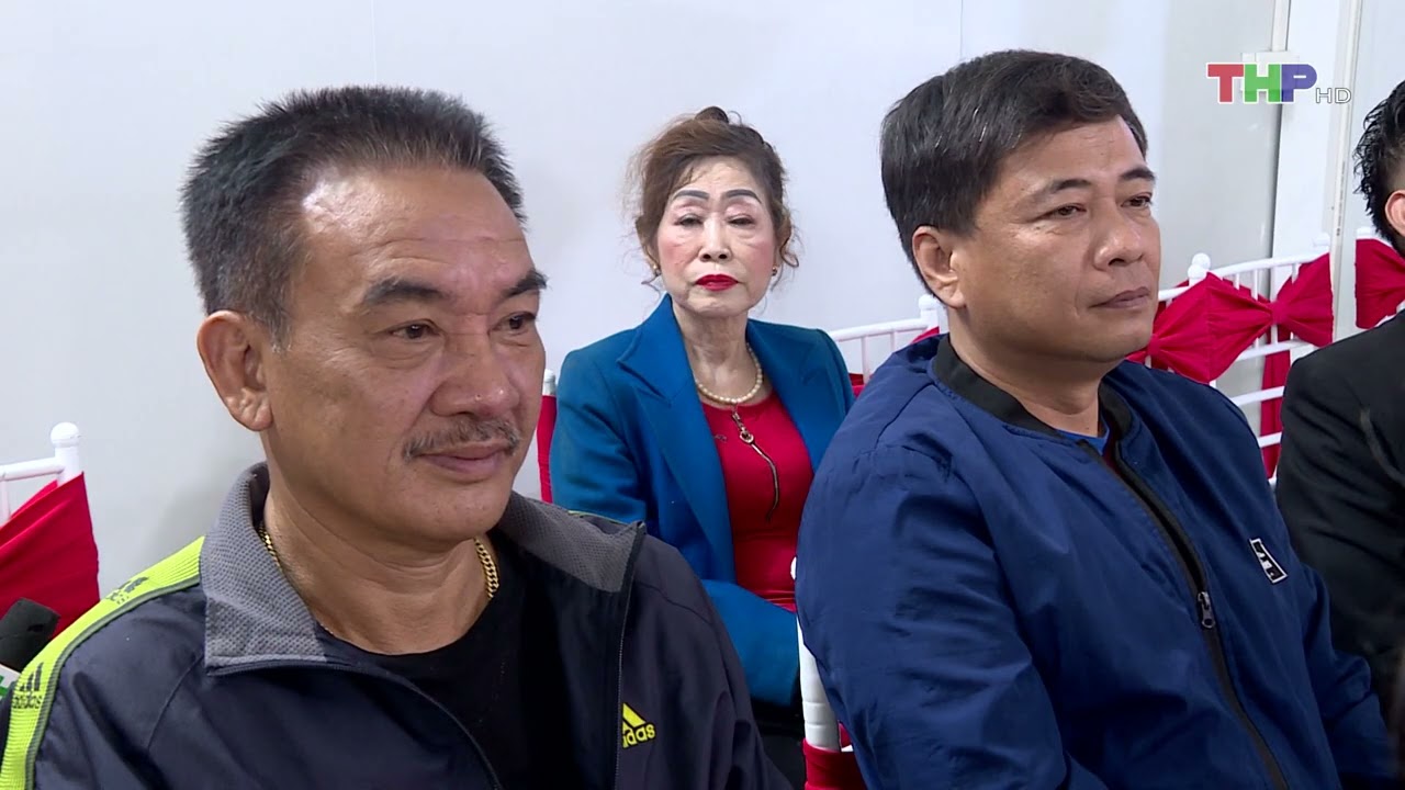 Đ&aacute; phong thuỷ Trung Hiếu KHỐI NGỌC QU&Yacute; ''NEPHRITE HO&Agrave;NG HẬU'' LỚN NHẤT VIỆT NAM