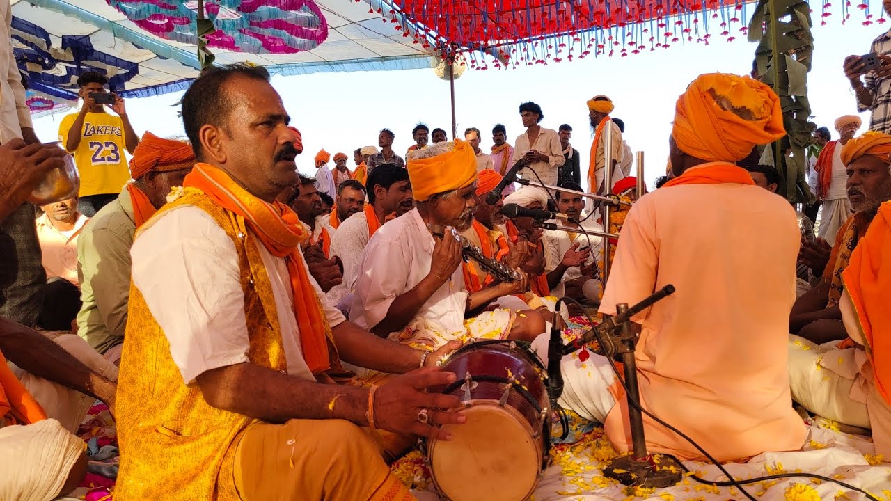 गुरुजी वाला नेम करता रेजो आनी कलायुग मा केम करी जासो पेली पार Adivasi Bhajan Gangaram Maharaj Na भजन